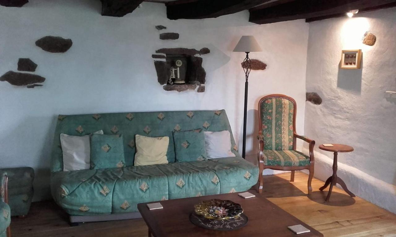 Gites De Camors Exterior photo
