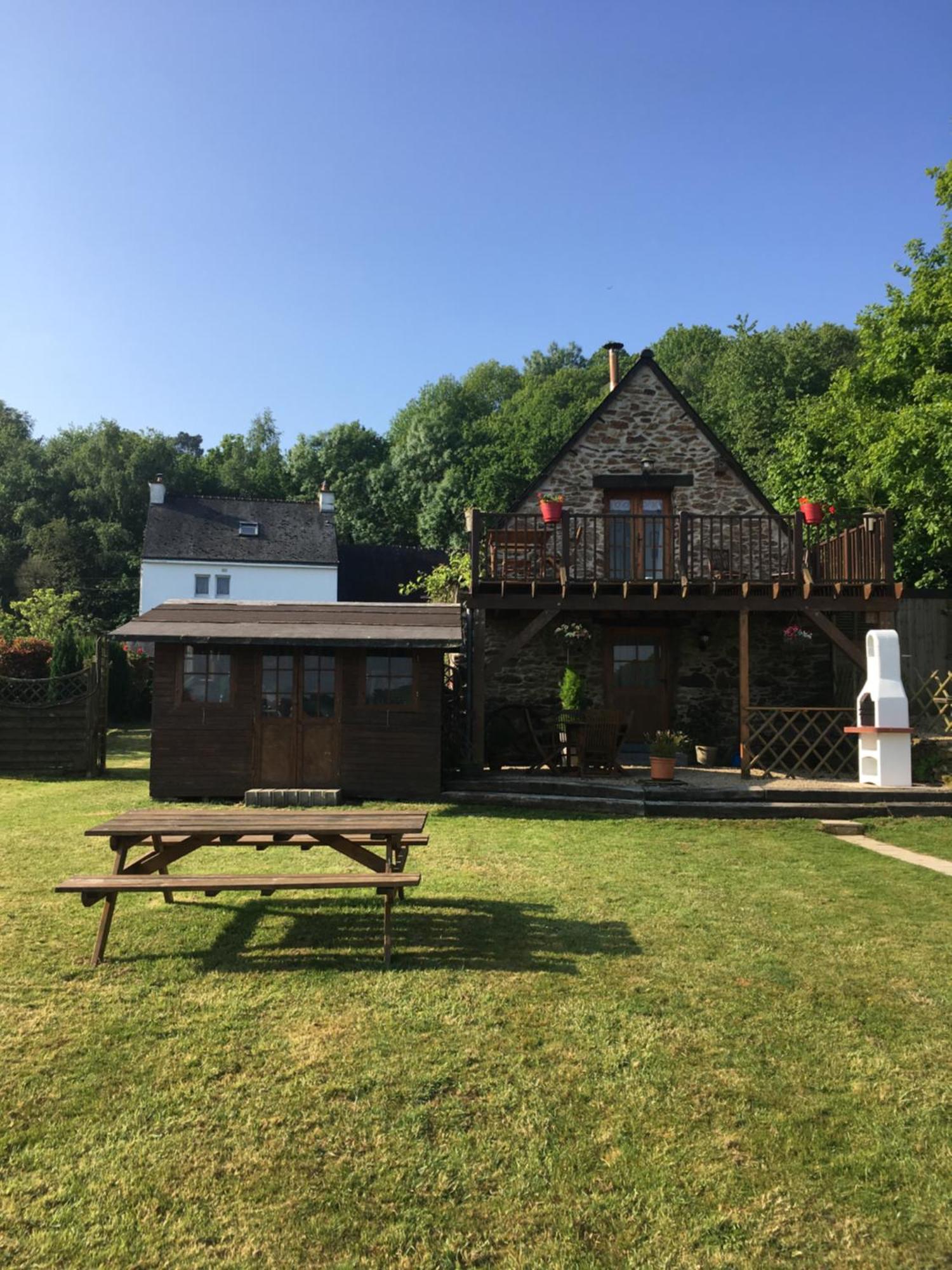 Gites De Camors Exterior photo